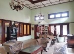 1049 - Lia Imelda - Ruang Usaha Jl DR Radjiman Rp 250 Jt per th SEWAa