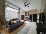 042 - Lia Imelda - Jual - Rumah Perum Tiara Asri Colomadu Rp 2,5 M d