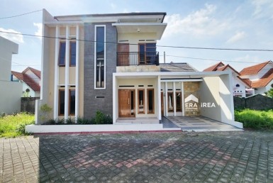 cari rumah solo