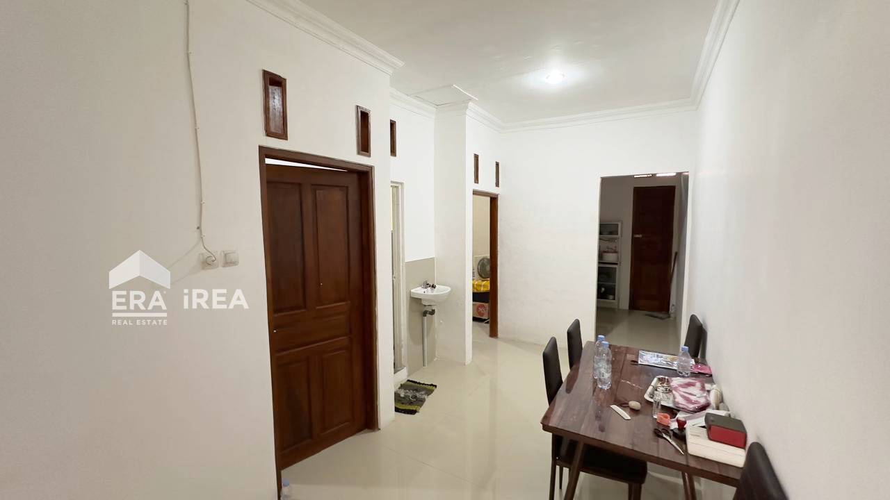 rumah dekat unisri
