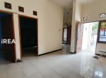 rumah-dekat-ums-dijual