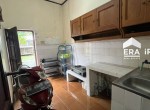 di-jual-villa-di-karanganyar