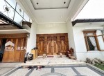 jual-rumah-mewah-di-surakarta