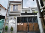 rumah-solo-di-jual-cepat