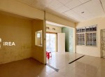 ruang-usaha-solo-disewakan
